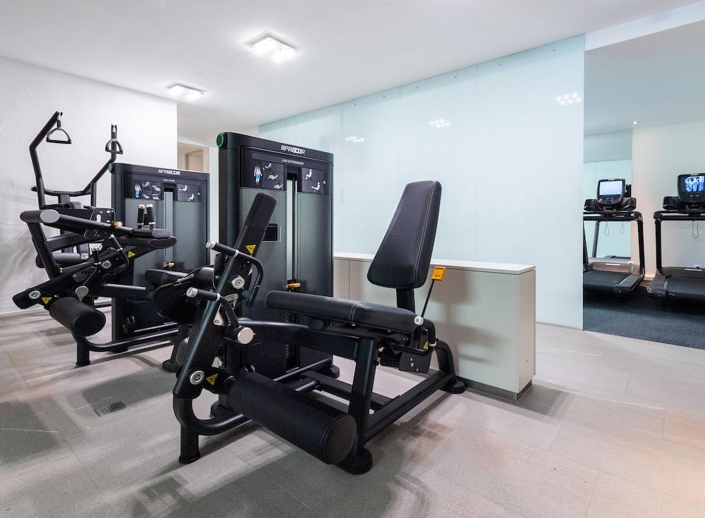Отель Doubletree By Hilton Frankfurt Niederrad Франкфурт-на-Майне Экстерьер фото